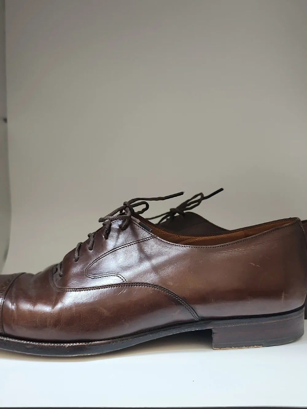 Bally London 712 Size 8d Classic Brown Leather Cap-Toe Oxford Dress Shoes